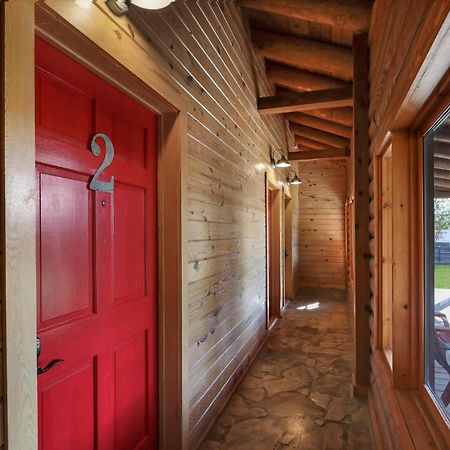 Wimberley Log Cabins Resort And Suites- Unit 2 מראה חיצוני תמונה