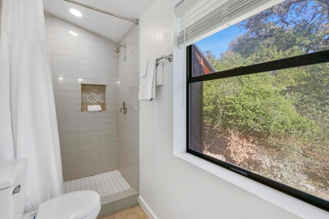Wimberley Log Cabins Resort And Suites- Unit 2 מראה חיצוני תמונה